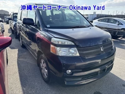 Toyota VOXY  с аукциона в Японии