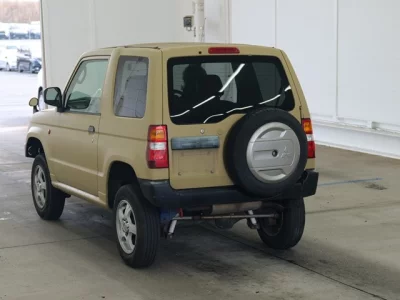 Mitsubishi PAJERO MINI