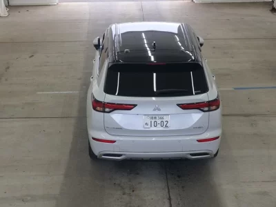 Mitsubishi OUTLANDER PHEV