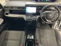 Honda STEP WAGON лот № 2021 оценка 3.5  с аукциона в Японии 4