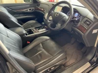 Nissan FUGA лот № 2252 оценка 3.5  с аукциона в Японии 3