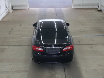Nissan FUGA  с аукциона в Японии