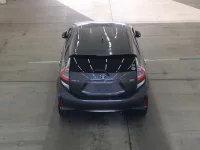 Toyota AQUA лот № 2319 оценка RA  с аукциона в Японии 2