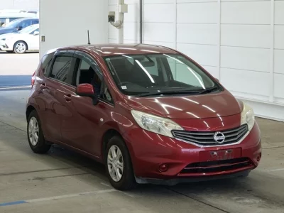 Nissan NOTE  с аукциона в Японии