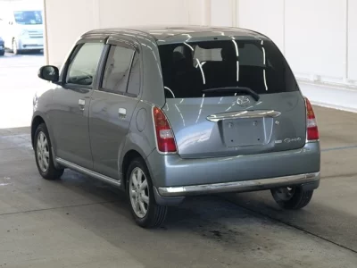 Daihatsu MIRA