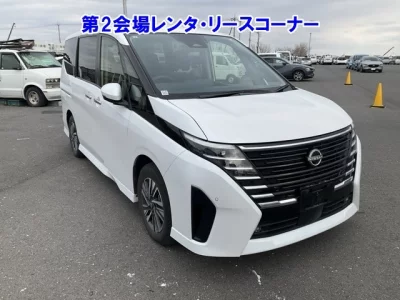 Nissan SERENA  с аукциона в Японии