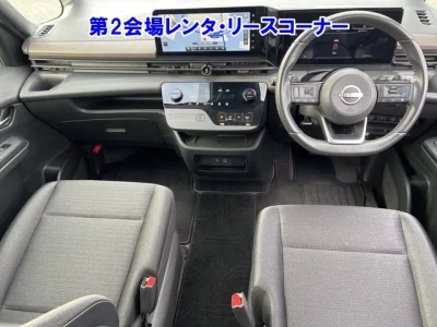 Nissan SERENA  с аукциона в Японии