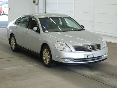 Nissan TEANA