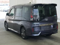 Honda STEP WAGON лот № 2201 оценка 3.5  с аукциона в Японии 1