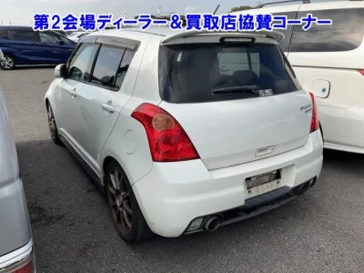 Suzuki SWIFT  с аукциона в Японии