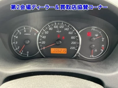 Suzuki SWIFT  с аукциона в Японии