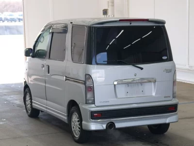 Daihatsu Atrai Wagon  с аукциона в Японии