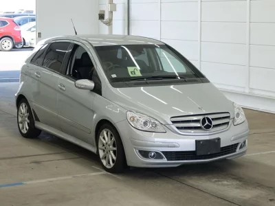 Mercedes-Benz B CLASS