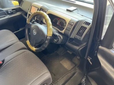 Nissan SERENA  с аукциона в Японии