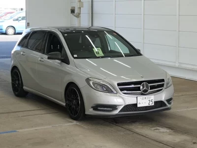 Mercedes-Benz B CLASS