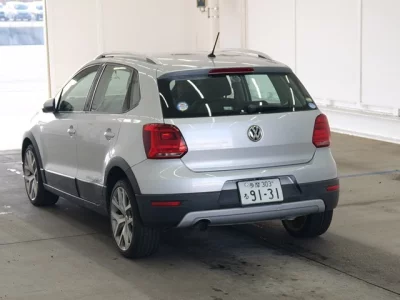 Volkswagen CROSS POLO