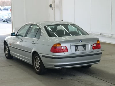 BMW 3-Series  с аукциона в Японии