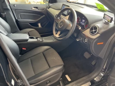 Mercedes-Benz B CLASS