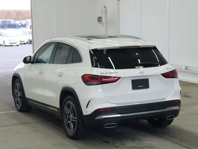 Mercedes-Benz GLA CLASS