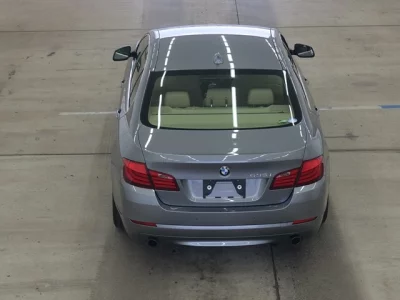 BMW 5-Series  с аукциона в Японии