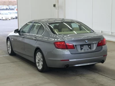 BMW 5-Series  с аукциона в Японии
