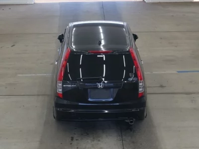 Honda STREAM  с аукциона в Японии