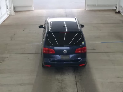 Volkswagen GOLF TOURAN