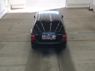 Toyota KLUGER  с аукциона в Японии