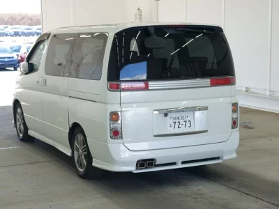 Nissan ELGRAND