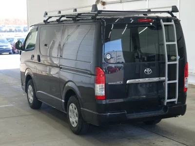 Toyota REGIUS ACE VAN