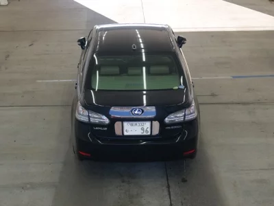 Lexus HS  с аукциона в Японии