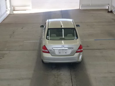 Nissan TIIDA LATIO  с аукциона в Японии