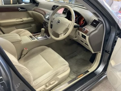 Nissan FUGA  с аукциона в Японии