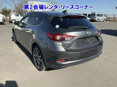 Mazda AXELA  с аукциона в Японии