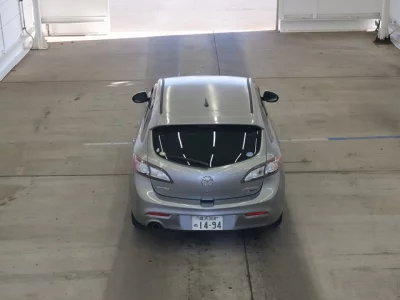 Mazda AXELA  с аукциона в Японии