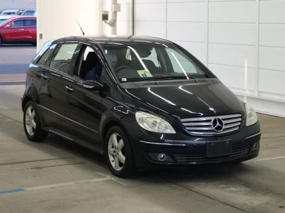 Mercedes-Benz B CLASS