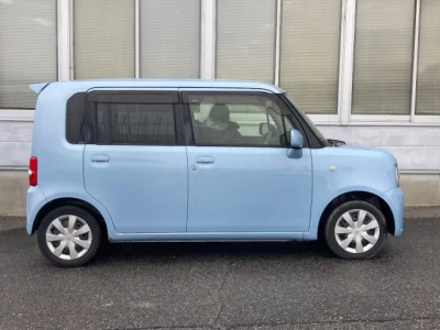 Toyota PIXIS SPACE  с аукциона в Японии