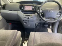 Toyota VOXY лот № 59 оценка R  с аукциона в Японии 3