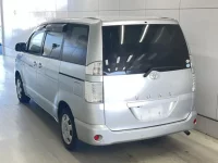 Toyota VOXY лот № 59 оценка R  с аукциона в Японии 1