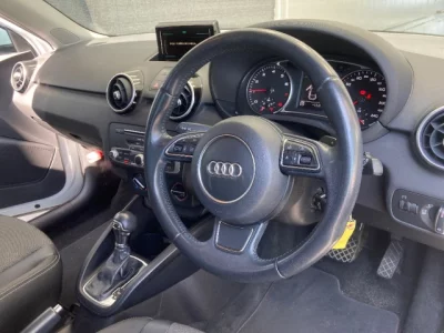 Audi A1  с аукциона в Японии