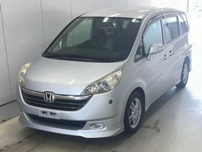 Honda STEP WAGON  с аукциона в Японии