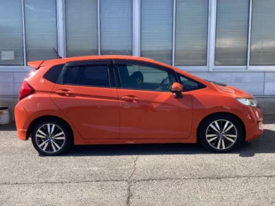Honda FIT  с аукциона в Японии