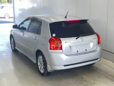 Toyota COROLLA RUNX  с аукциона в Японии