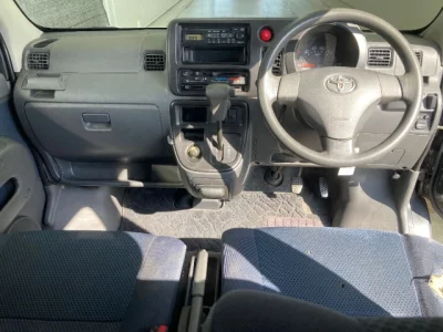 Toyota PIXIS VAN  с аукциона в Японии