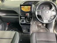 Toyota VOXY лот № 3009 оценка 3.5  с аукциона в Японии 3