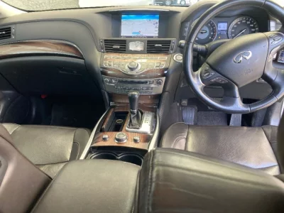 Nissan FUGA  с аукциона в Японии