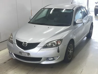 Mazda AXELA  с аукциона в Японии