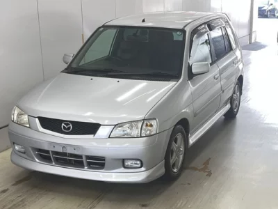 Mazda DEMIO  с аукциона в Японии