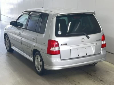 Mazda DEMIO  с аукциона в Японии