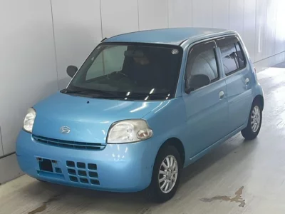 Daihatsu Esse